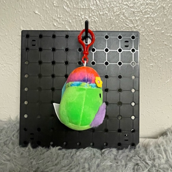 Squishmallow Garo Blacklight Mushroom Clip - Picture 3 of 5